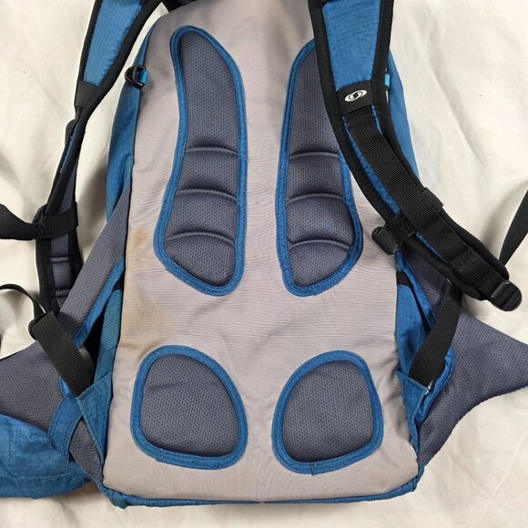 Salomon Hydration Backpack Blue Gray Lightweight Hiking Running Pack Camping - Picture 9 of 9